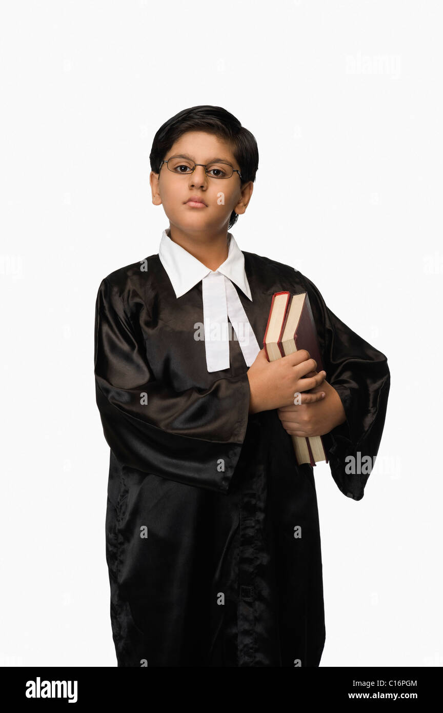Portrait d'un garçon en uniforme de l'avocat Banque D'Images