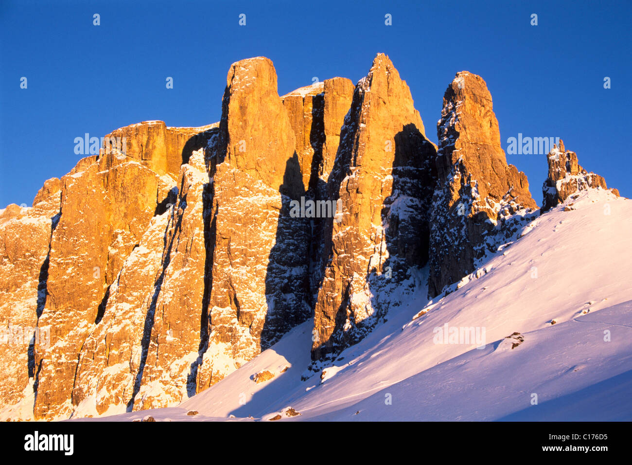 Tours Sella au coucher du soleil, province de Bolzano-Bozen, Italie, Europe Banque D'Images