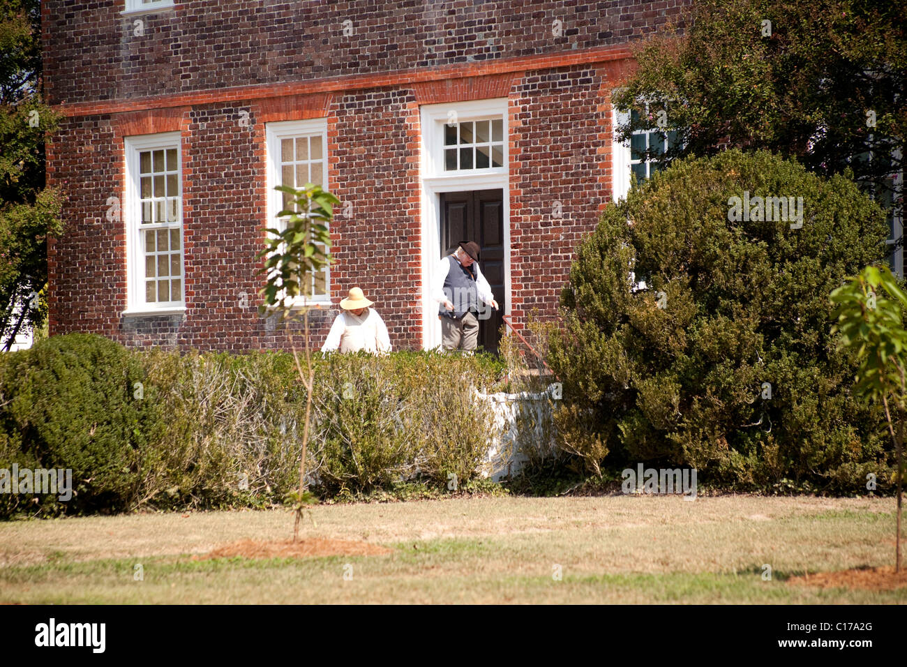 Acteurs en costume à la George Wythe Maison à Colonial Williamsburg VA Banque D'Images