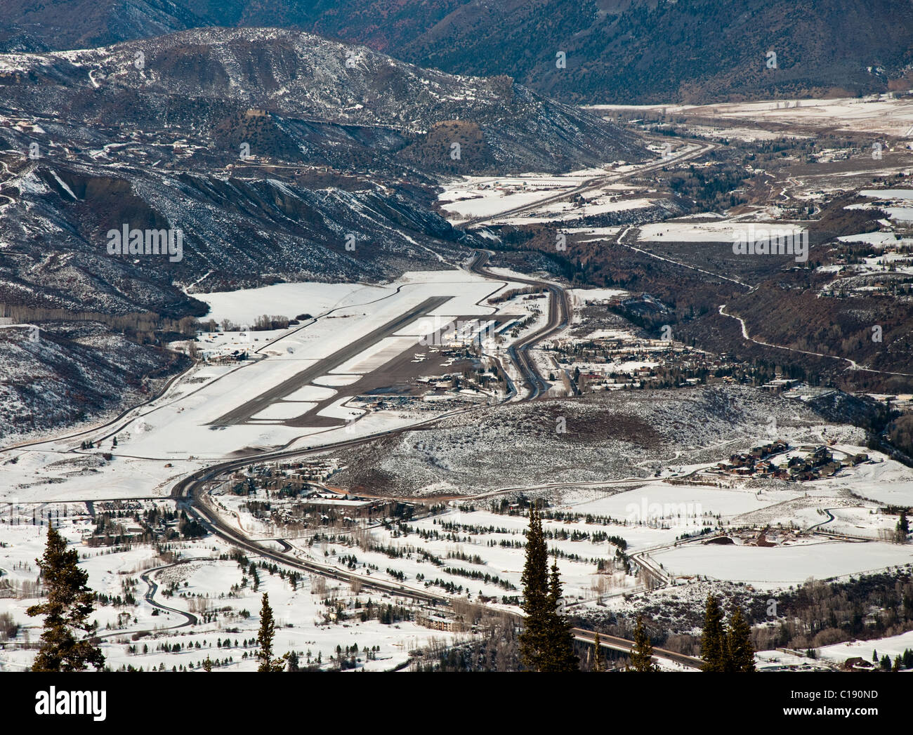 Aspen airport Banque de photographies et d’images à haute résolution Alamy