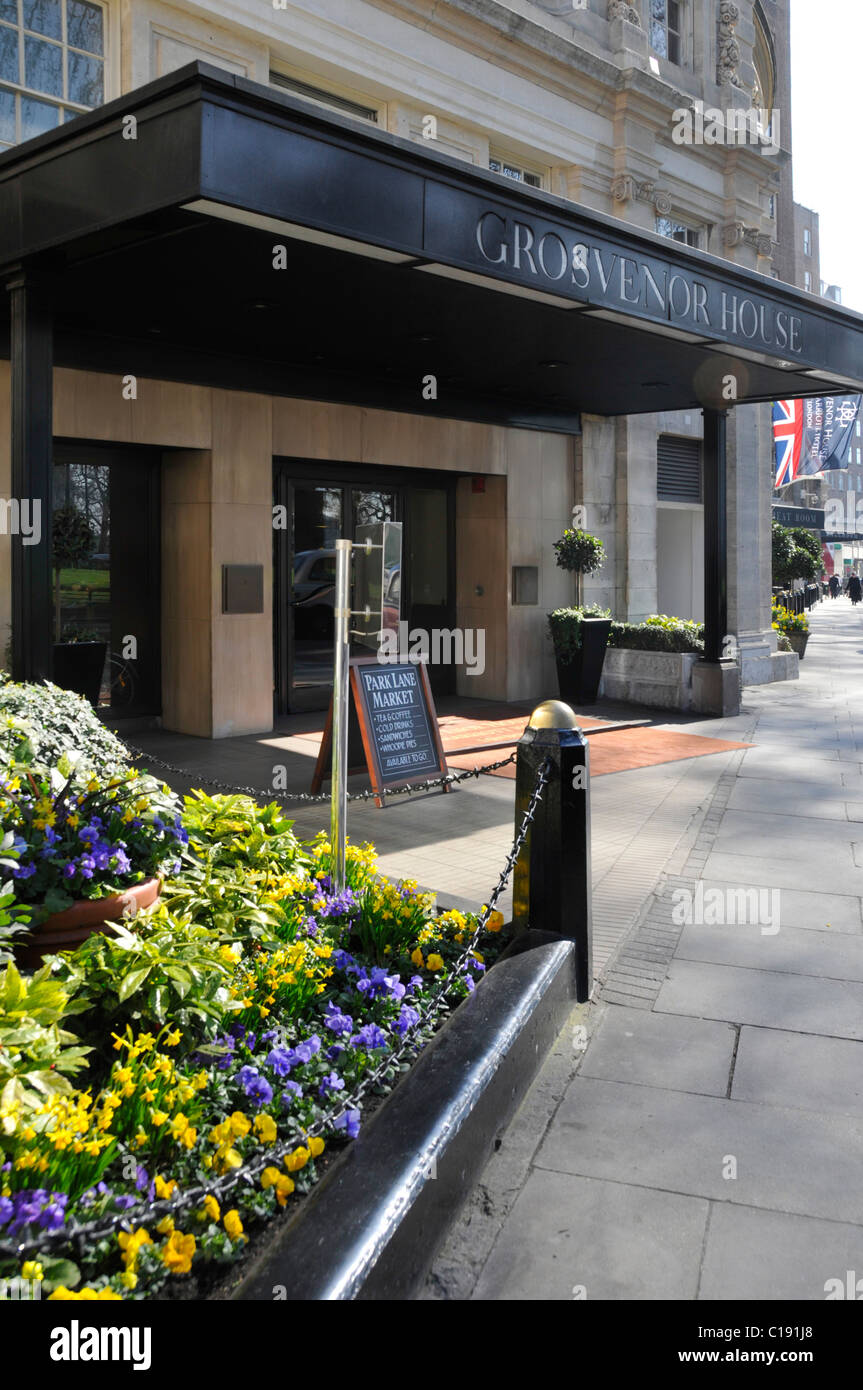 Grosvenor House Hotel Luxe 5 étoiles à Mayfair Park Lane donne sur Hyde Park et géré par JW Marriott Hotel West End à Londres Angleterre Royaume-uni Banque D'Images