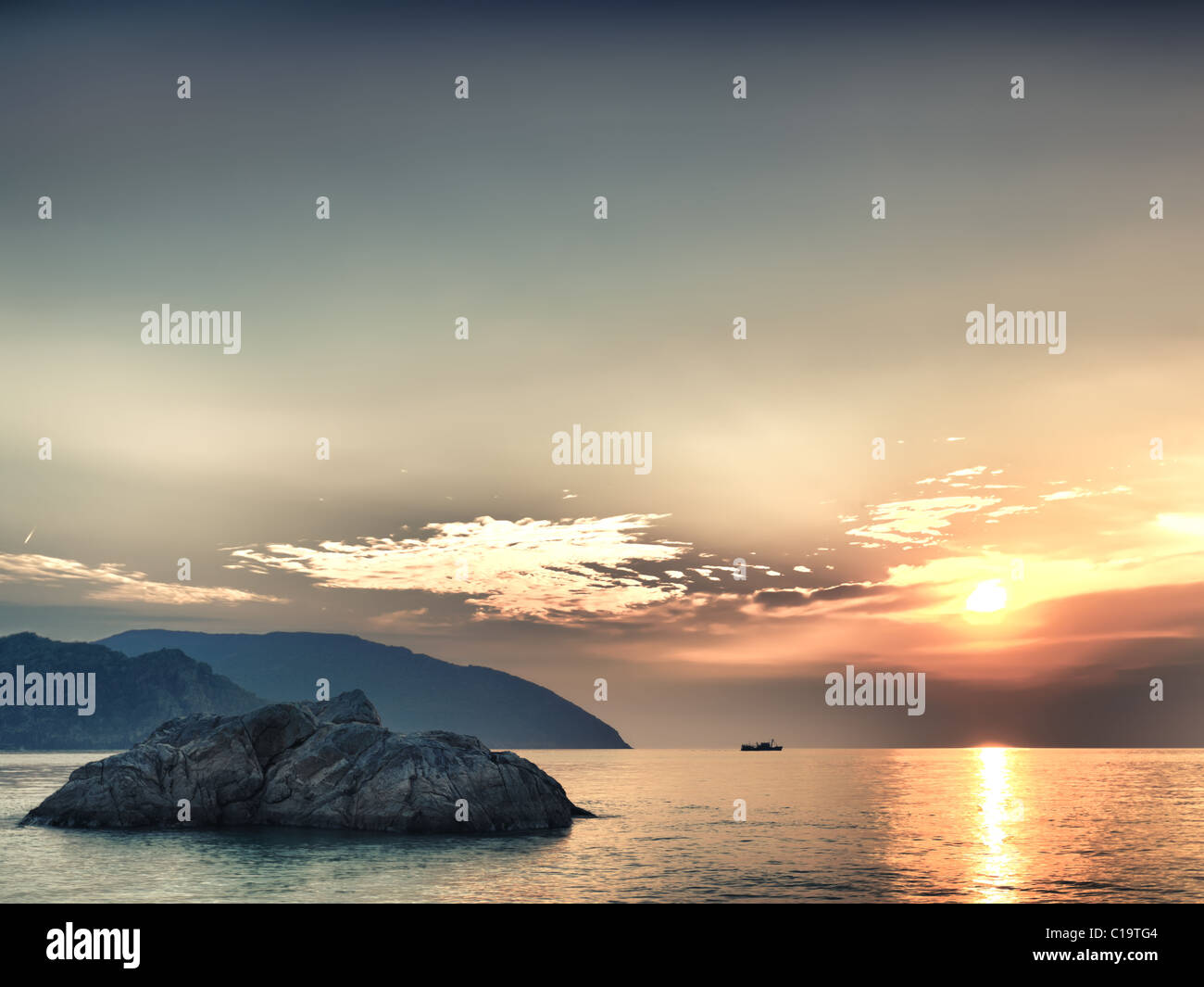 Le lever du soleil sur la mer. Con Dao. Vietnam Banque D'Images