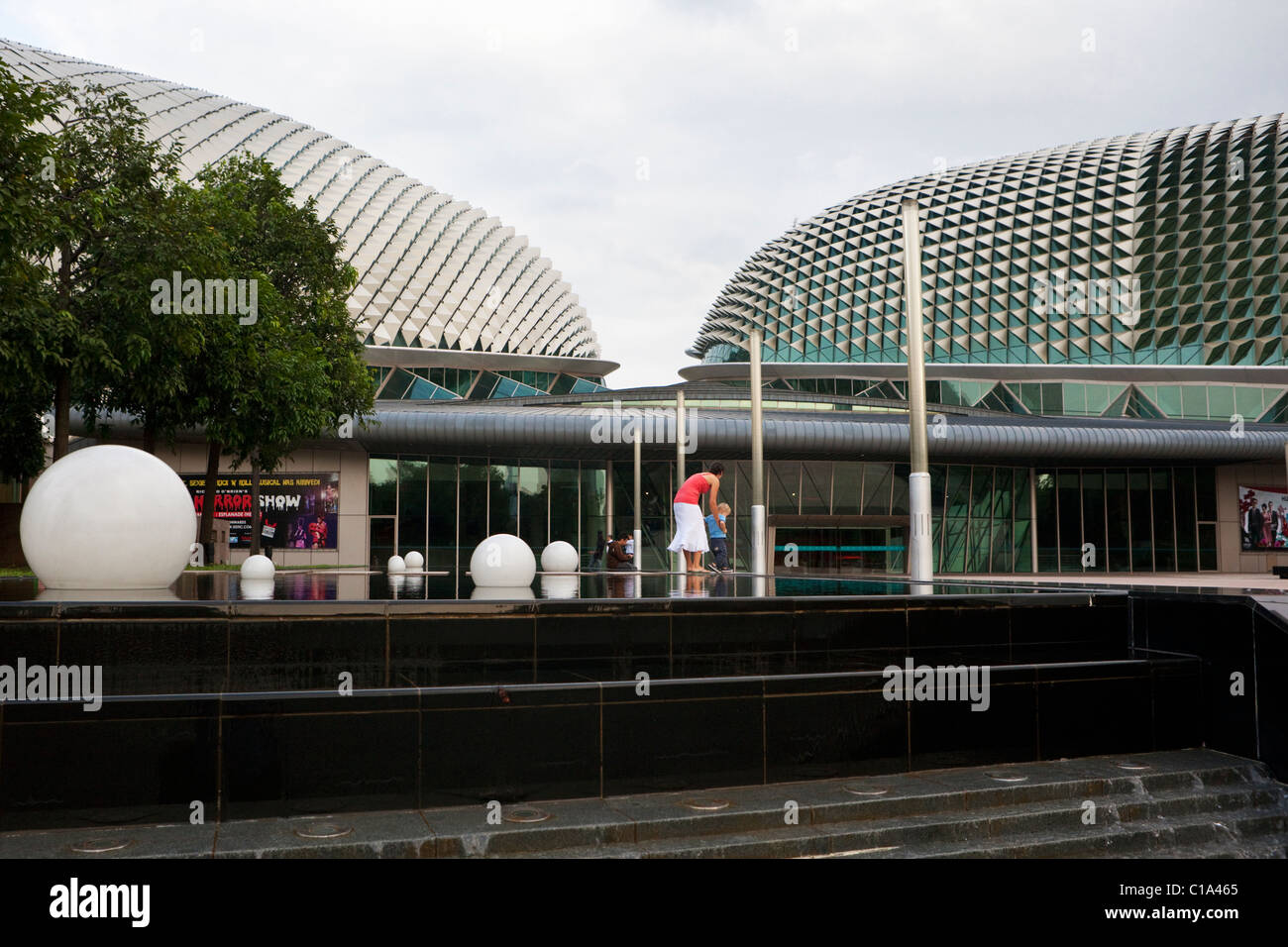 Esplanade - Theatres on the Bay, Marina Bay, Singapour Banque D'Images