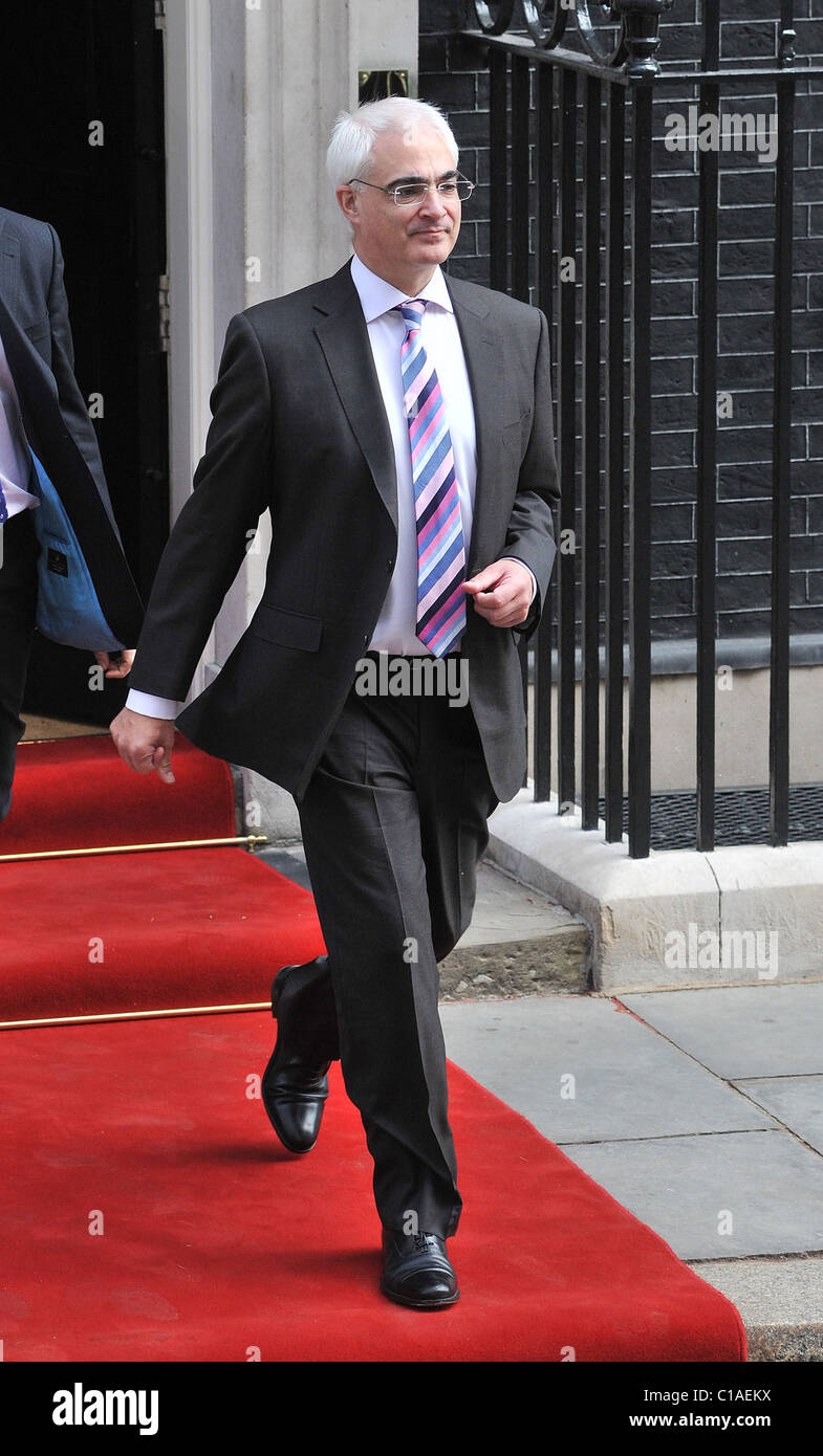 Alistair Darling, le président américain Barack Obama arrive au 10 Downing Street pour une réunion avec PM Gordon Brown. Londres, Angleterre - Banque D'Images