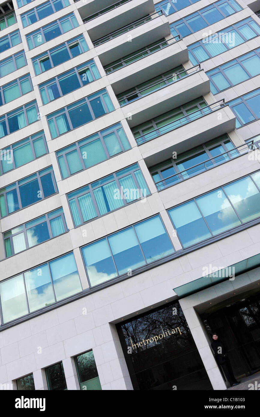 Élévation frontale de la Metropolitan Hotel à Old Park Lane à Londres. Banque D'Images