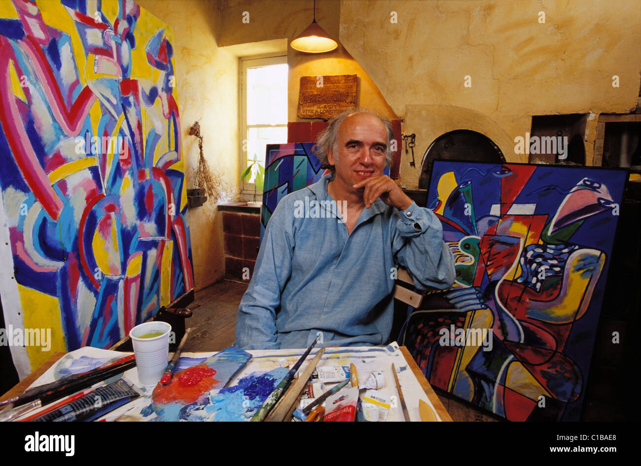 France, Gers, Pastel, Alain Michel Boucher, artiste peintre, utiliser le pastel bleu pour