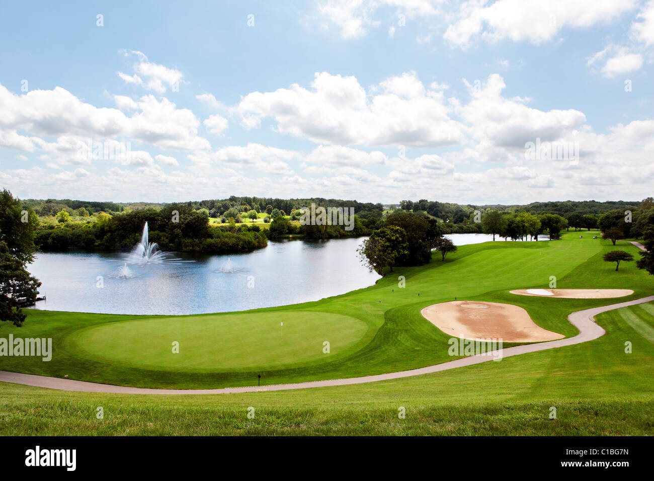 GRAND GENEVA RESORT TERRAINS DE GOLF LAC LÉMAN WI Wisconsin USA MIDWEST AMERICAN GOLF CLUB VOYAGER VERT Banque D'Images