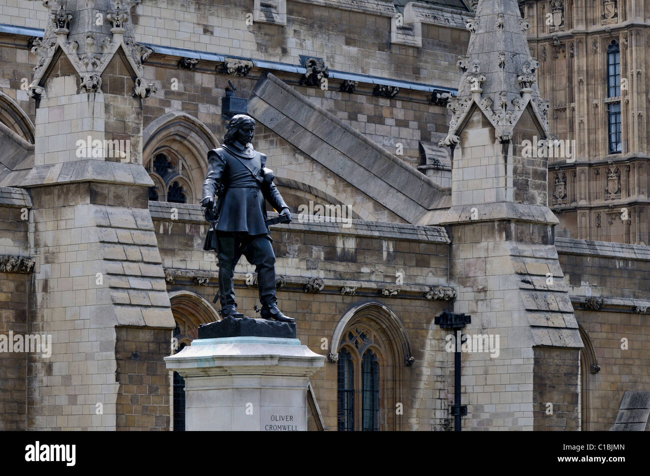 Statue d'Olivier Cromwell en face de Westminster - Londres Banque D'Images