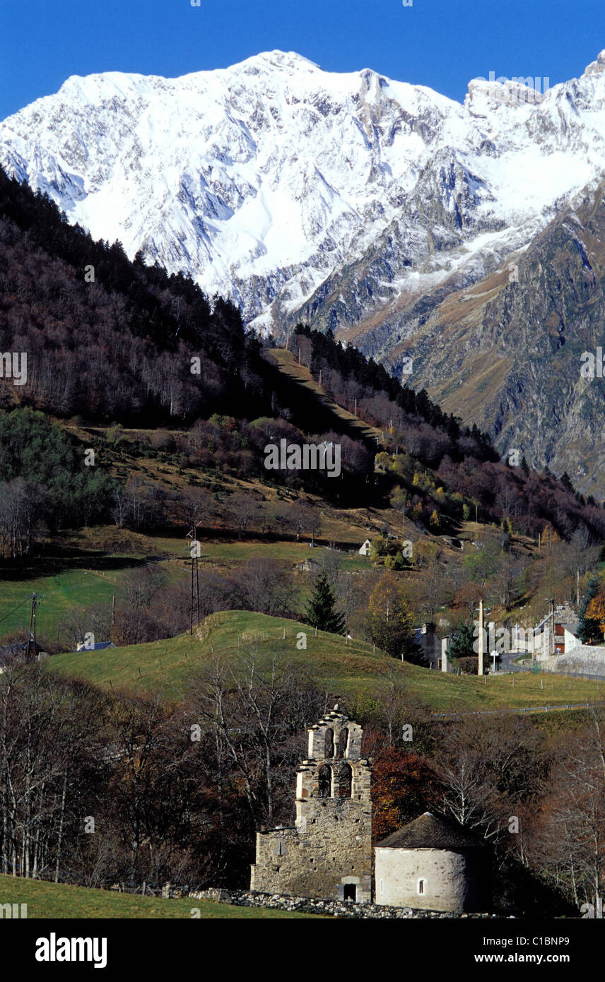 France, Hautes Pyrénées, vallée d'Aure (Vallée d'Aure), église romane de Saint Jean de Jérusalem, l'église des Templiers Banque D'Images