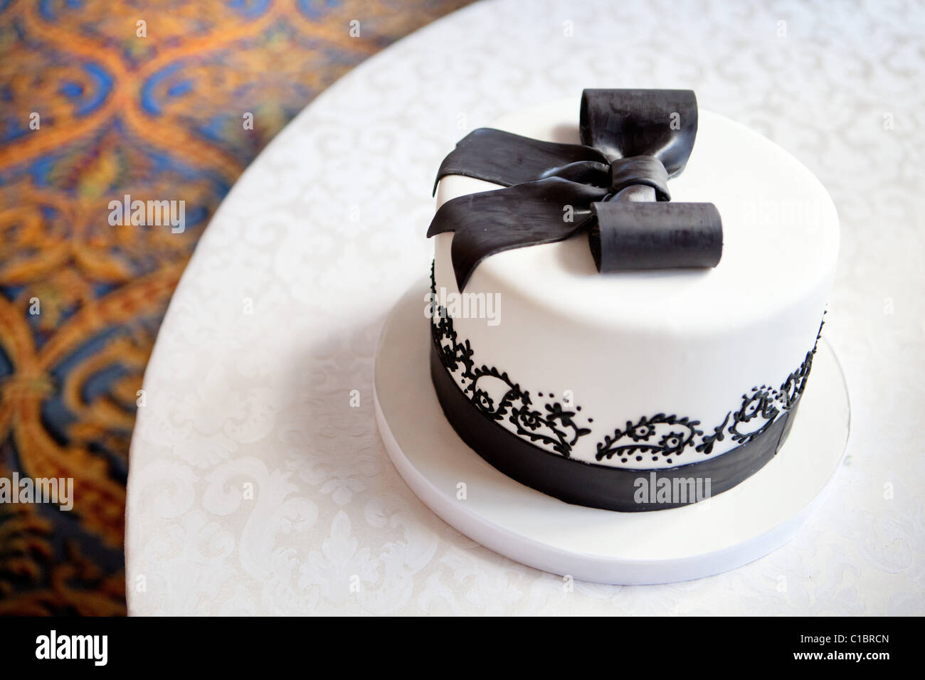 Gateau De Mariage De Chocolat Noir Gateau De Mariage De Chocolat Noir