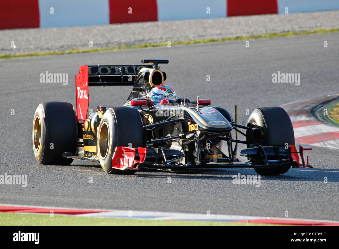Vitali Petrov conduisant le 2011 de Formule 1 Lotus Renault à Montmelo Barcelone, test 18.2.11 Banque D'Images