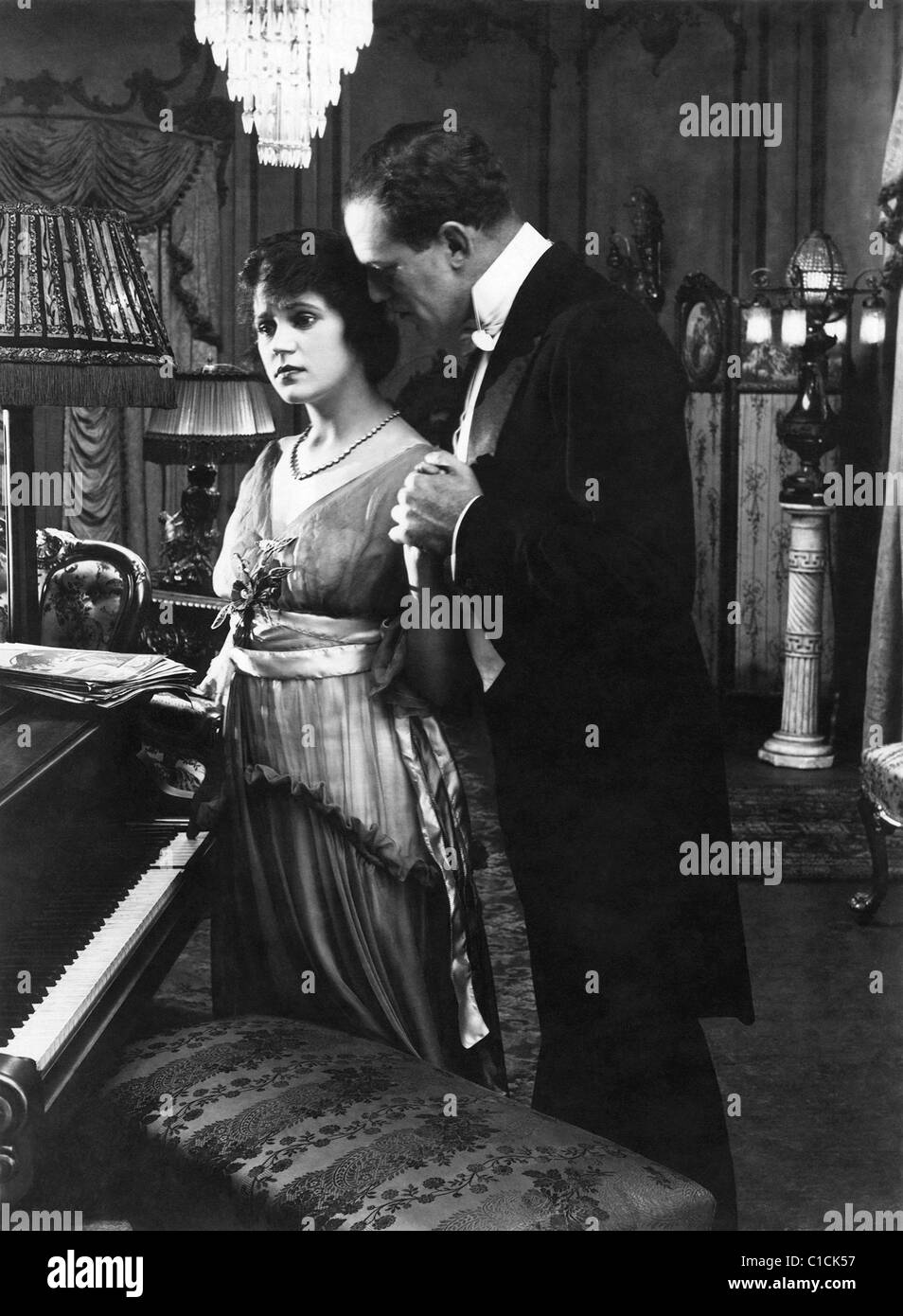 La faune (1916) acheté et payé (ALT) ALICE BRADY, JOSEPHINE DRAKE HARLEY KNOLES (DIR) 001 COLLECTION MOVIESTORE LTD Banque D'Images