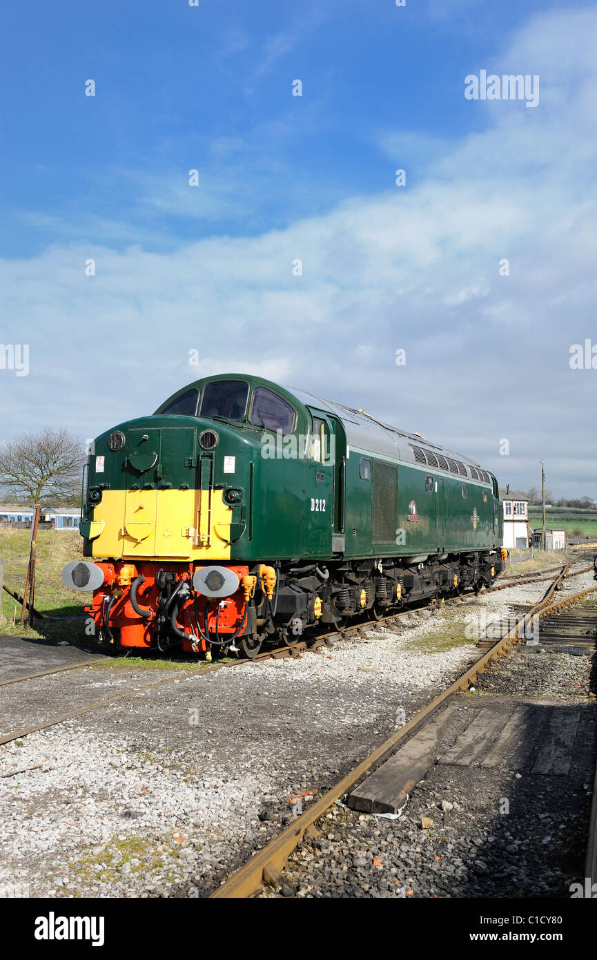 D212 classe Aureol 40 locomotive au centre ferroviaire intérieur à Butterley derbyshire england uk Banque D'Images