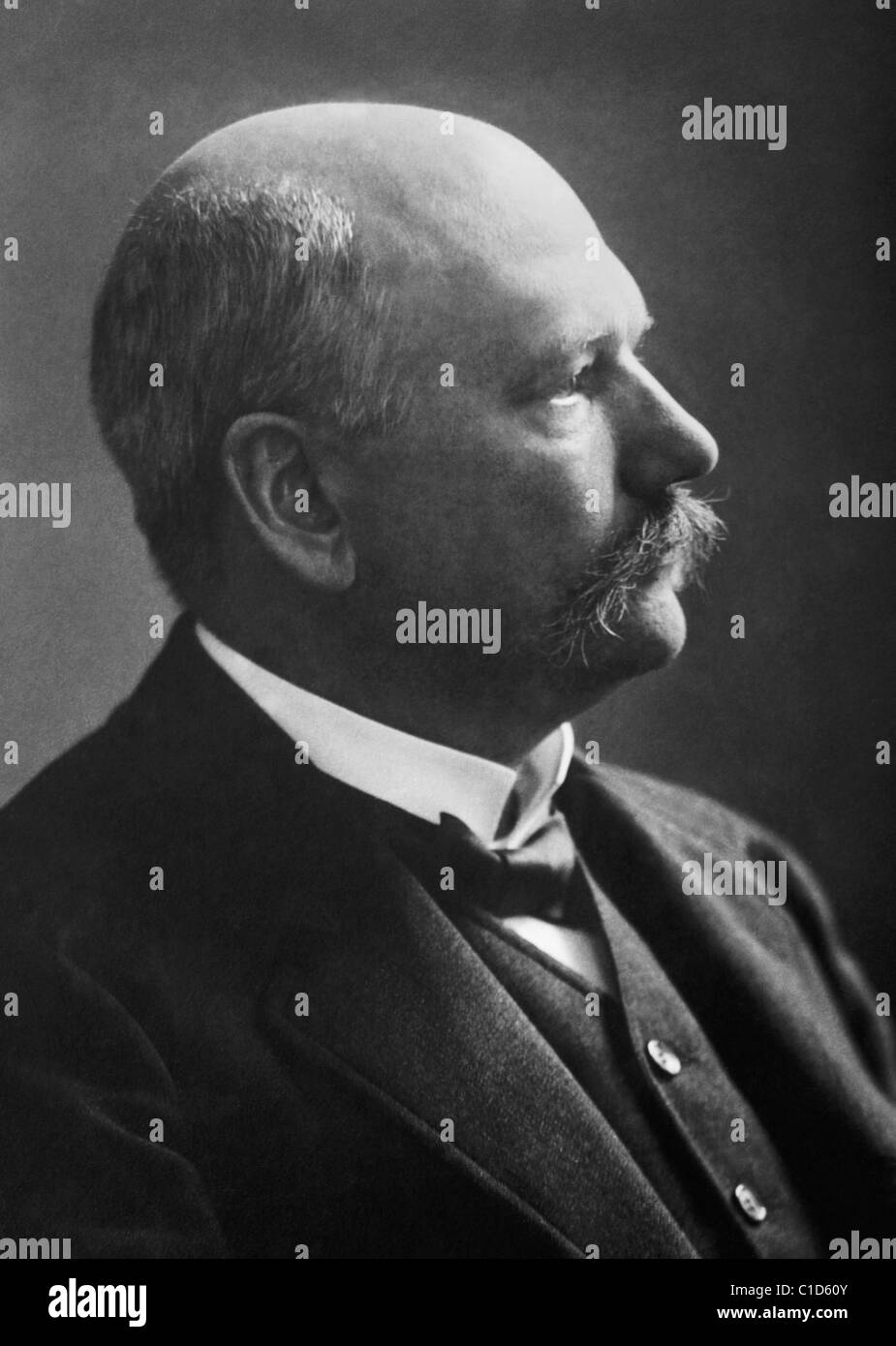 Biochimiste et physiologiste allemand Albrecht Kossel (1853 - 1927) - lauréat du Prix Nobel de physiologie ou médecine en 1910. Banque D'Images