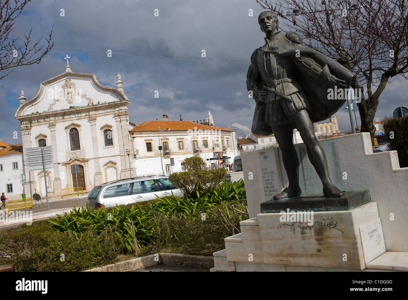 Estremoz, Portugal, y compris l'église de São Francisco Banque D'Images