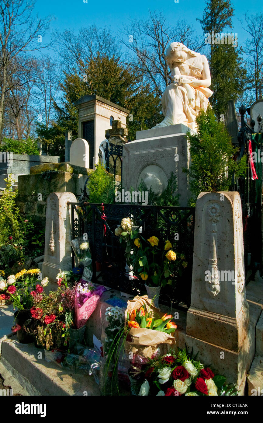 Tombe de Frederic Chopin, cimetière du Père Lachaise, Paris, France Photo Stock Alamy