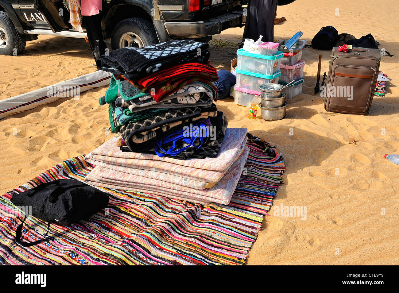 Camp touristique pour une nuitée dans le désert blanc, le parc national de l'Égypte Banque D'Images