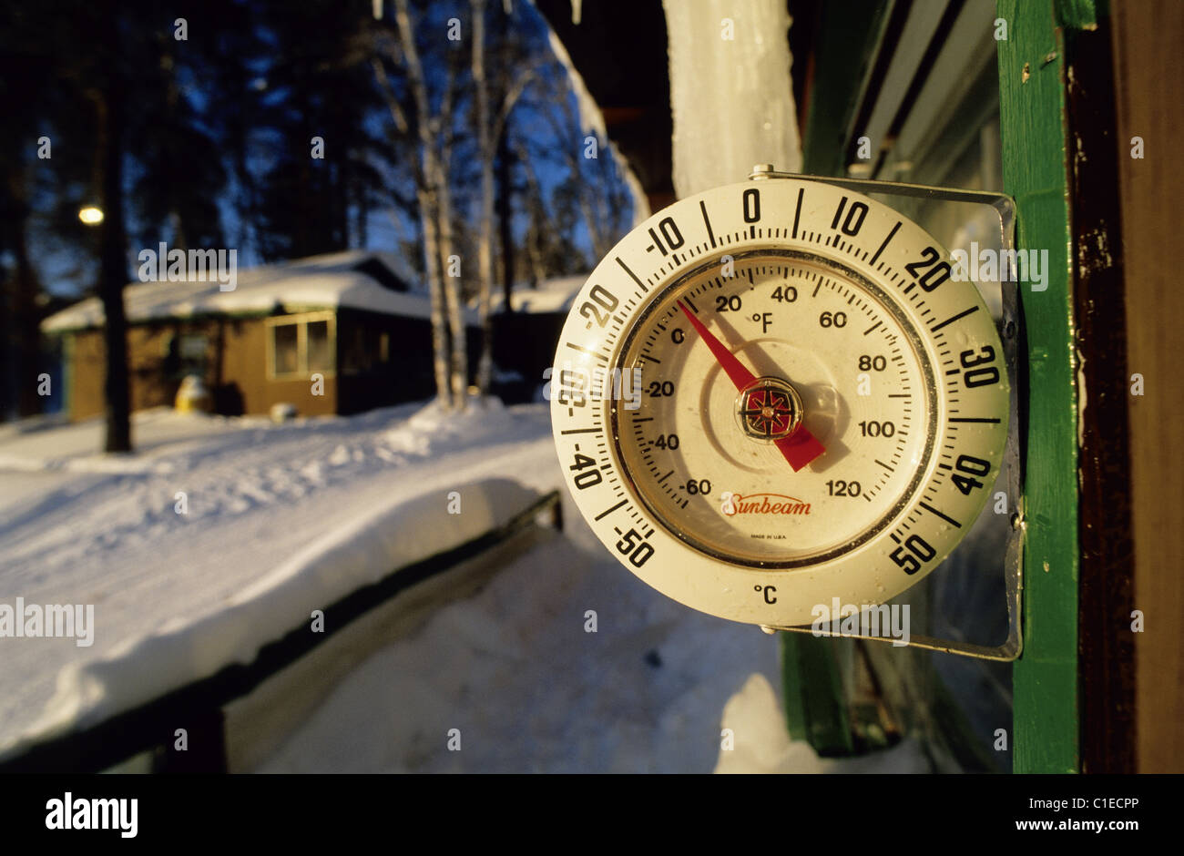 Canada, Quebec Province, rmometer indiquant 5,00 F sur la terrasse d'un décryptage en Mauricie Banque D'Images