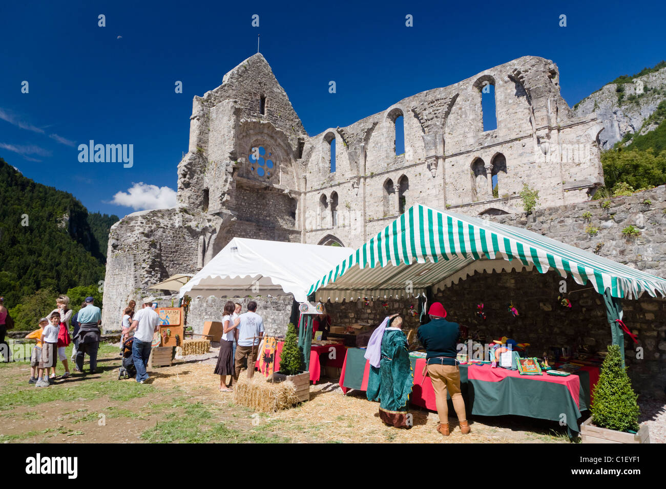 Festival Country St Jean De Folleville 2022 Fête médiéval Banque de photographies et d'images à haute résolution - Alamy