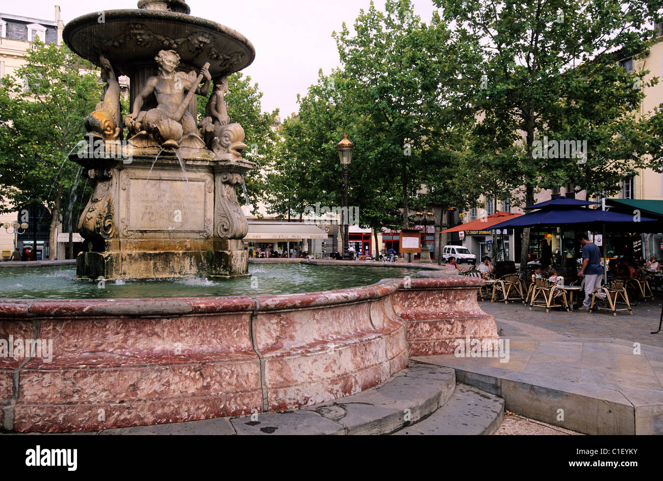 France, Aude, Carcassonne, place Carnot, place principale de la ville basse Banque D'Images