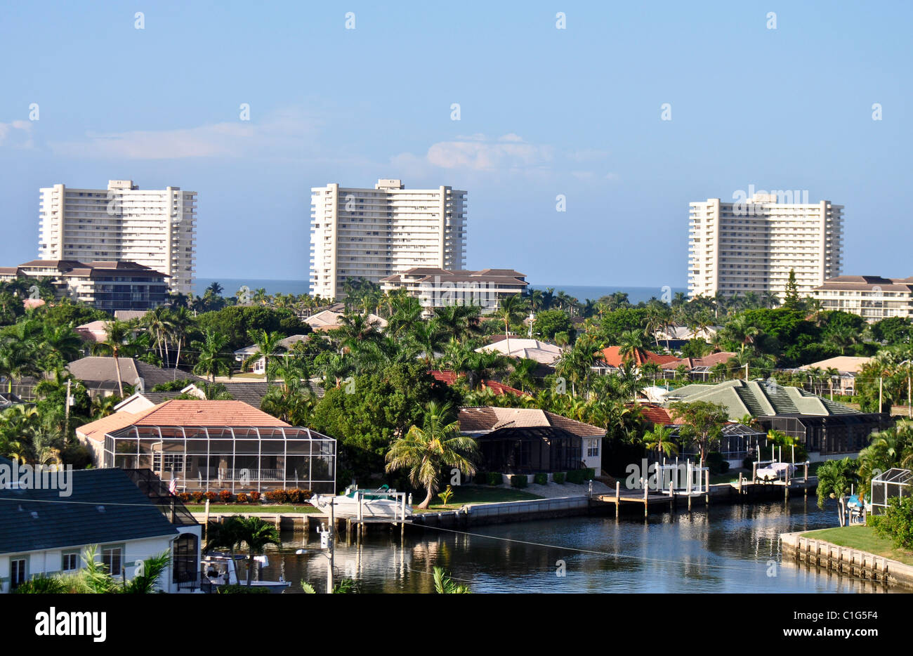 Lansdscape areal view de Marco Island vers la mer Banque D'Images