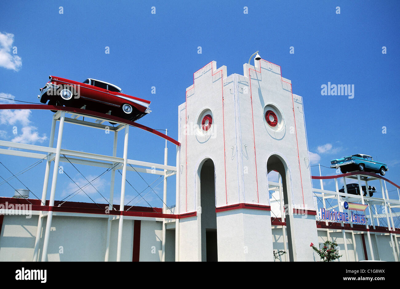 United States, Florida, l'enclave, ville de destin, car des 50 ' dans la décoration d'une discothèque-bowling Banque D'Images