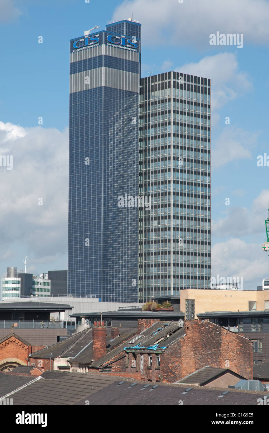 La ligne de toit de l'ancien bâtiment de la CEI à Manchester. Banque D'Images