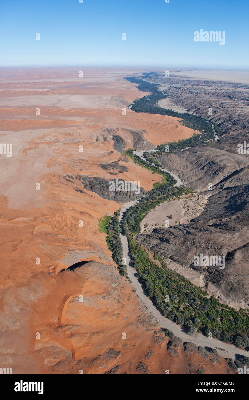 Vue aérienne de l'Kuseb river désert du Namib Naukluft, Parc National, la Namibie Banque D'Images