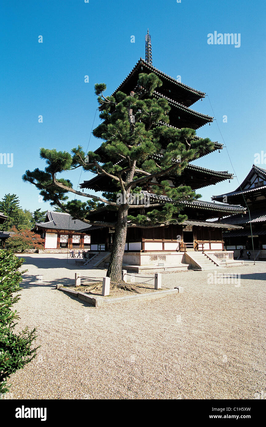 Japon : Nara, pagoda sur cinq étages de l'Horyu-Ji temple, le plus ancien temple japonais Banque D'Images