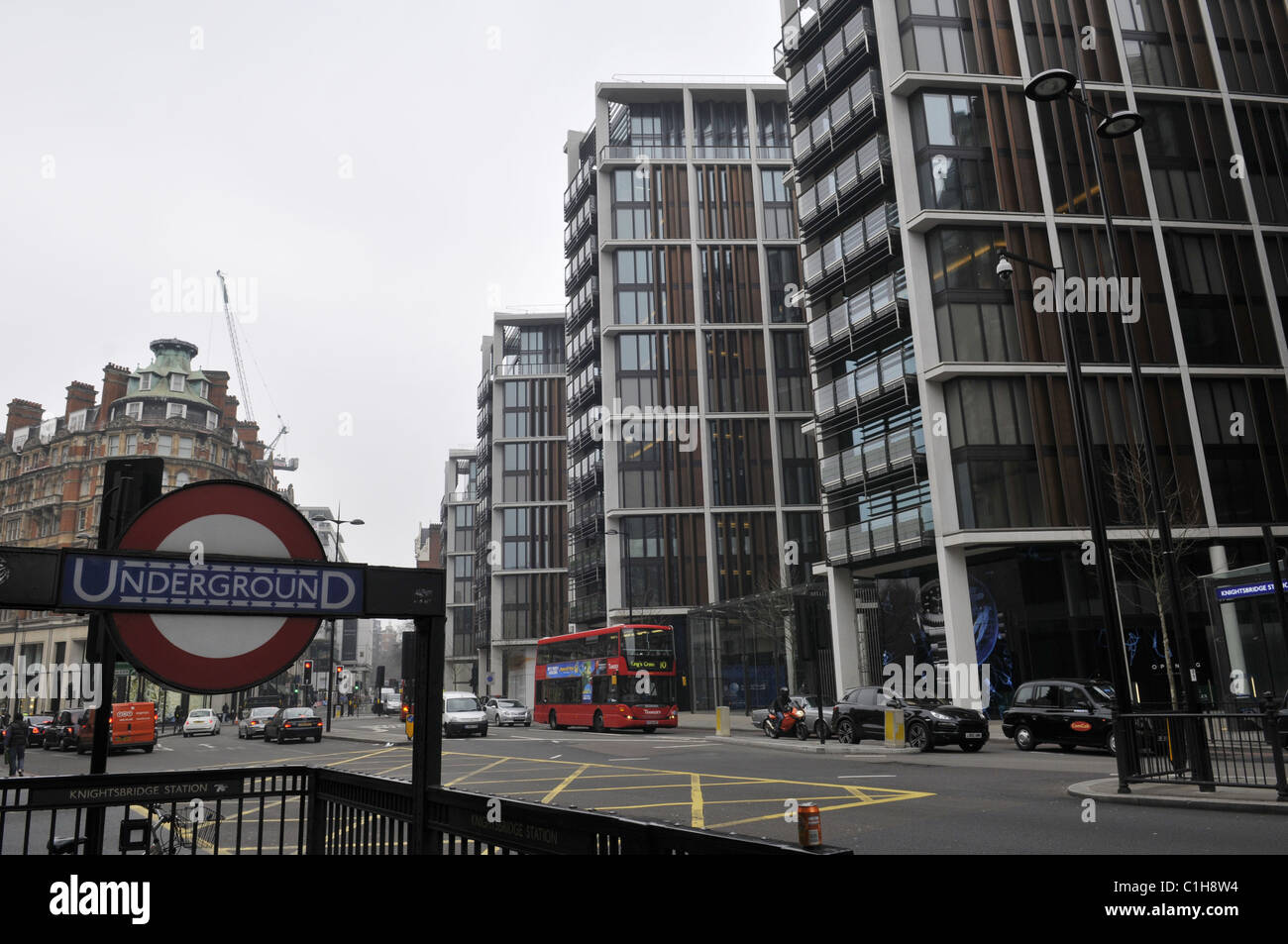 Une vue générale d'un Hyde Park à Knightsbridge, Londres,les mondes la plupart des appartements coûteux administré par les frères de bonbons. Banque D'Images