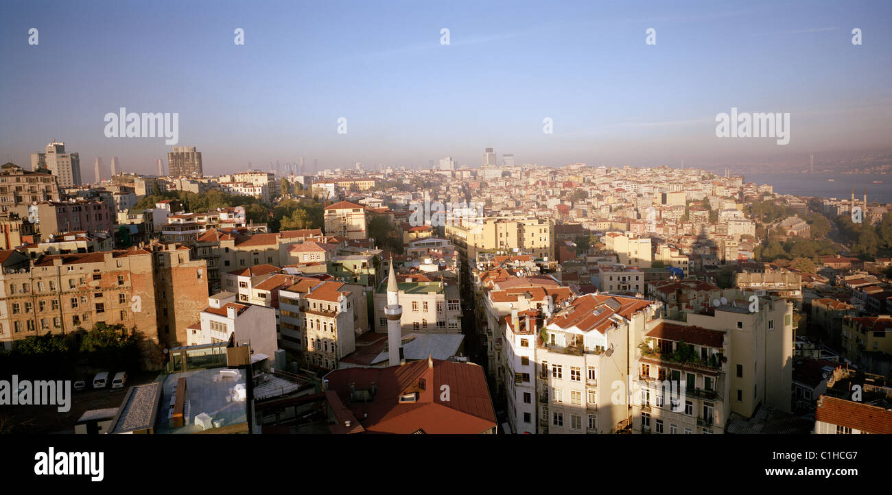 Paysage urbain de la ville d'Istanbul en Turquie en Asie du Moyen-Orient. Vue sur le paysage vue panoramique vue panoramique escapade urbaine Wanderlust Travel Banque D'Images