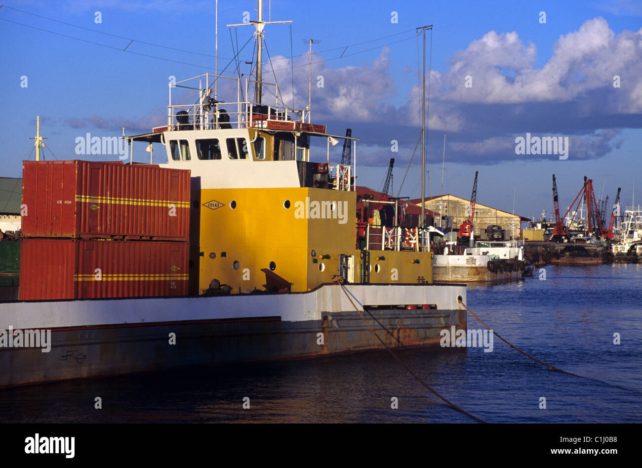 Port conteneur, bateaux cargo et Port ou Port, Majunga ou Mahajanga  Madagascar Photo Stock - Alamy