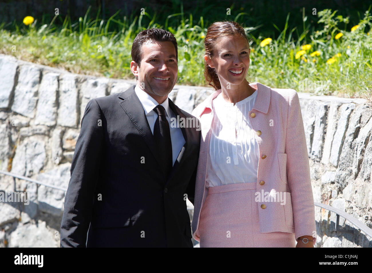 Uwe Steeb et Kim Steeb arrivant pour Boris Becker et Lilly Kerssenberg's wedding Saint-Moritz, Suisse - 12.06.09 Banque D'Images