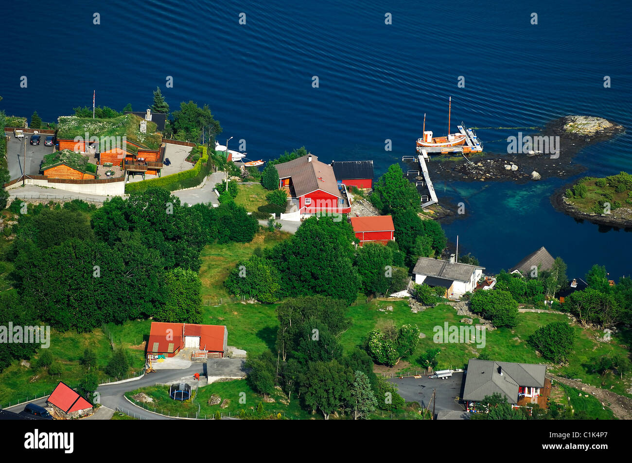 La Norvège, Hordaland, Bergen, les petites îles autour de la ville (vue aérienne) Banque D'Images
