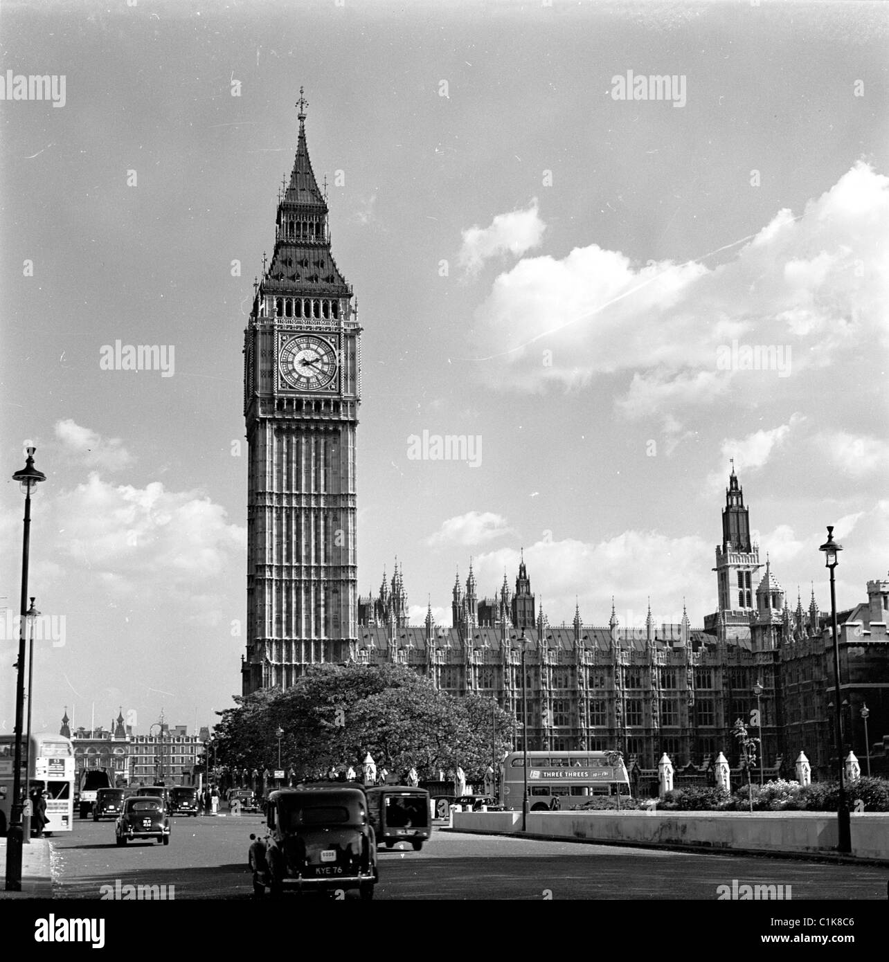 Années 1950, la célèbre tour de l'horloge abritant Big Ben, au Palais de Westminster, le site des deux chambres du Parlement du gouvernement britannique. Banque D'Images