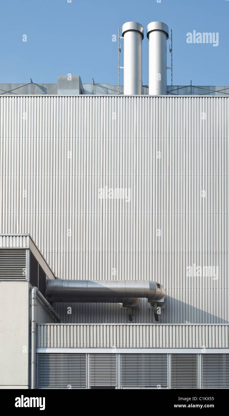 La composition industrielle de l'extérieur du bâtiment Banque D'Images