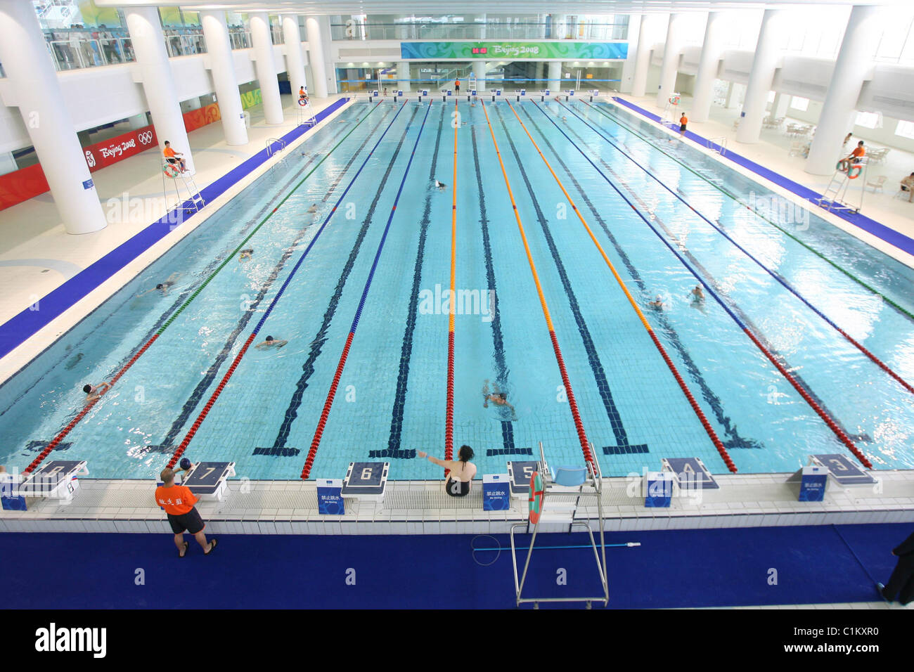 Olympic pool Banque de photographies et d’images à haute résolution - Alamy