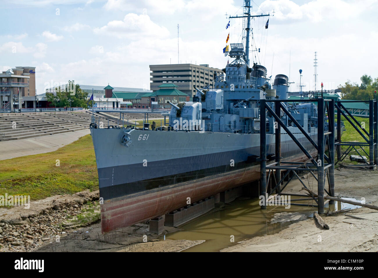 La Marine USS Kidd fait partie de la Louisiane Veterans Memorial sur la rivière Mississippi, à Baton Rouge, Louisiane. Banque D'Images