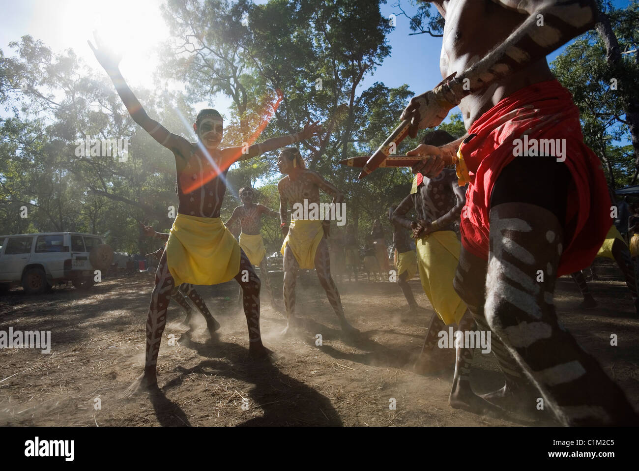Les danseurs qui se produiront au Festival de danse autochtones Laura. Laura, Queensland, Australie Banque D'Images