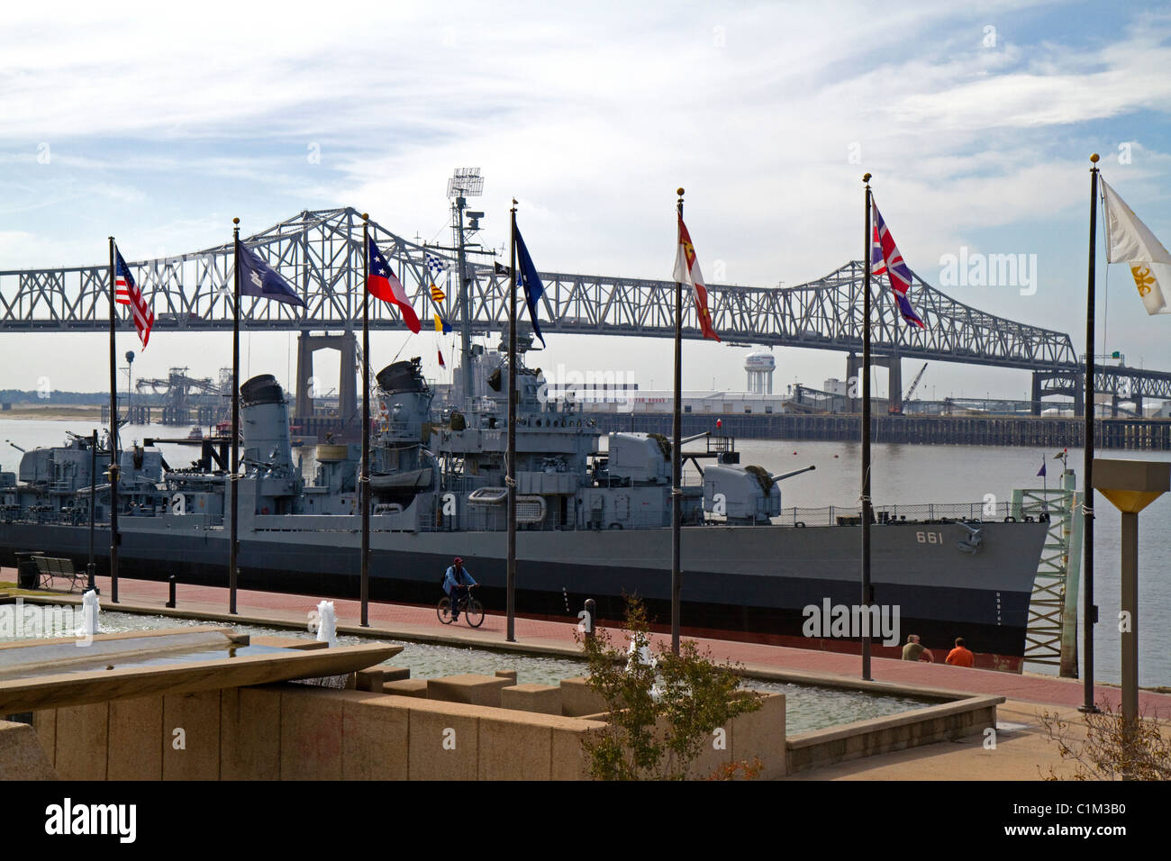 La Marine USS Kidd fait partie de la Louisiane Veterans Memorial sur la rivière Mississippi, à Baton Rouge, Louisiane. Banque D'Images