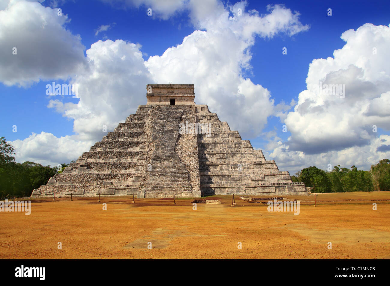 Ancienne pyramide Maya Kukulcán Chichen Itza Yucatan Mexique Banque D'Images