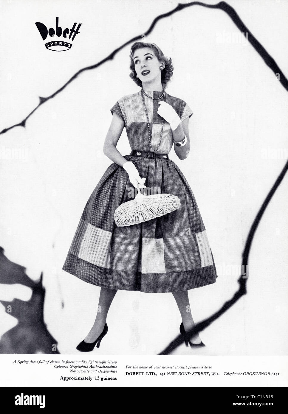 Pleine page original 1950 Annonce dans le magazine de mode pour femmes robes DOBETT Banque D'Images