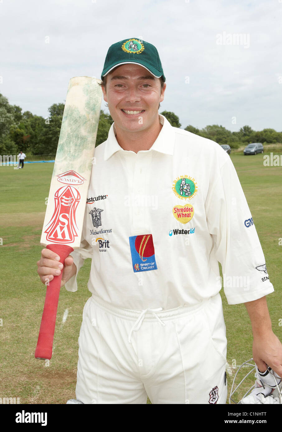 Graham Napier Bunbury celebrity charity cricket entre Alconbury et Dane Norma Grand X1 de l'aide de Mencap, tenue à la Banque D'Images