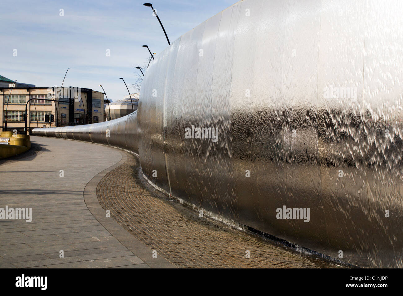 Sculpture d'avant-garde dans la place de la gerbe Sheffield South Yorkshire Banque D'Images