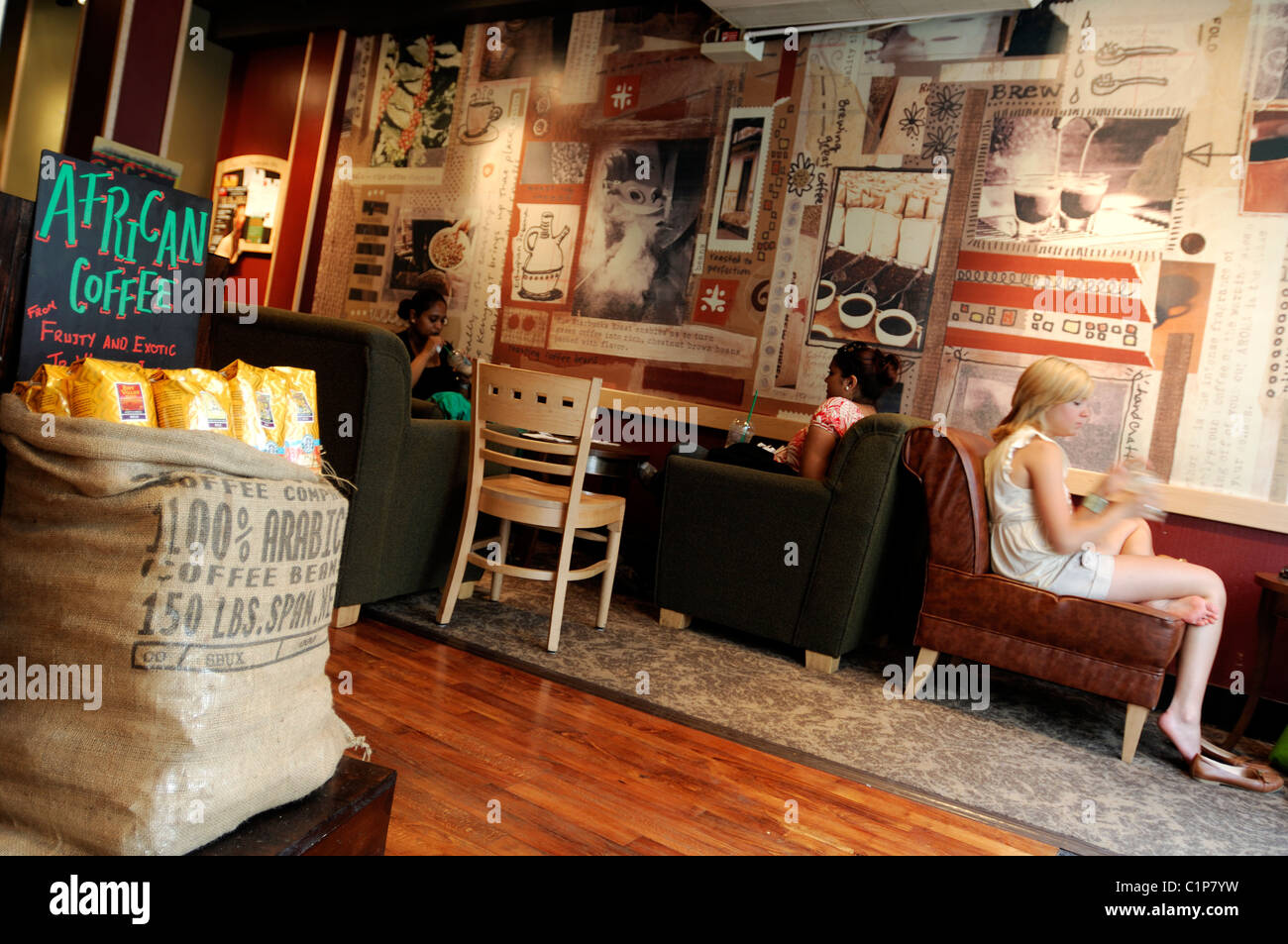 Royaume-uni, Londres, Starbucks Coffee Banque D'Images