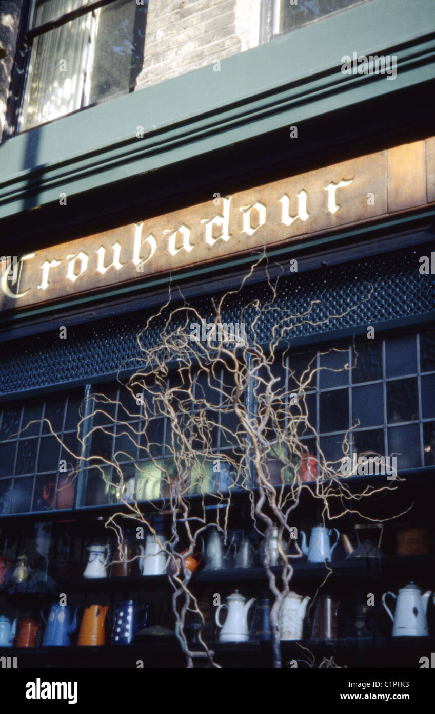 Le Troubadour, Old Brompton Road célèbre 50 ans coffee house à Earl's Court. Comprend également une épicerie fine, galerie et club. Banque D'Images