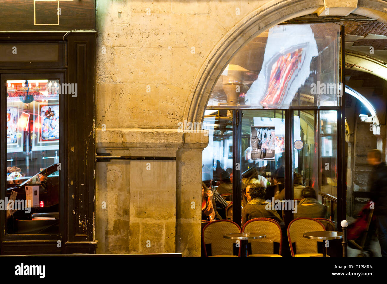 Le Marais, Paris by night, France Banque D'Images