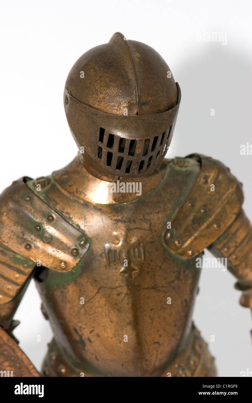 La figure d'un chevalier en armure de plaque complète Banque D'Images