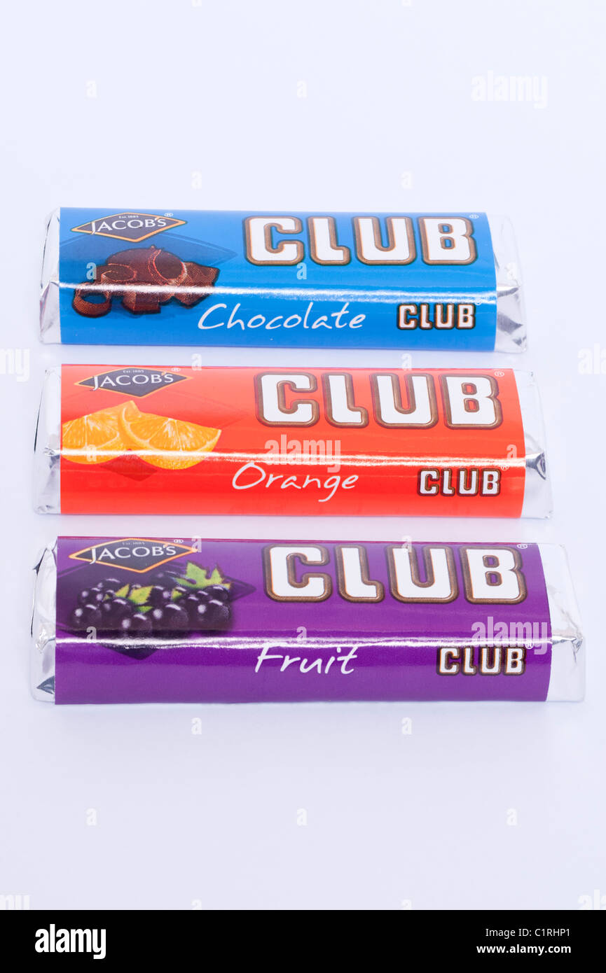 Une sélection de différents Club Jacobs aromatisé biscuits au chocolat sur fond blanc Banque D'Images