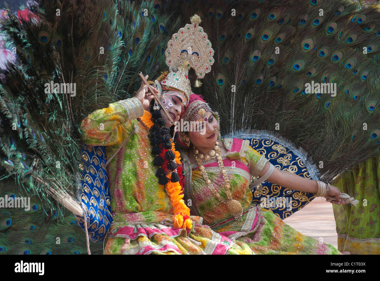 MAYUR [ Peacock] folk dance de Mathura, U.P. , EN INDE. Banque D'Images